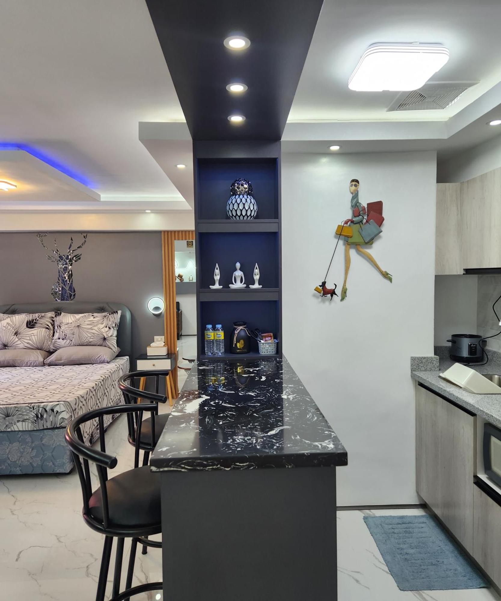 מקטאן Condo Azur Suites B207 Near Airport, Netflix, Stylish, Cozy With Swimming Pool מראה חיצוני תמונה