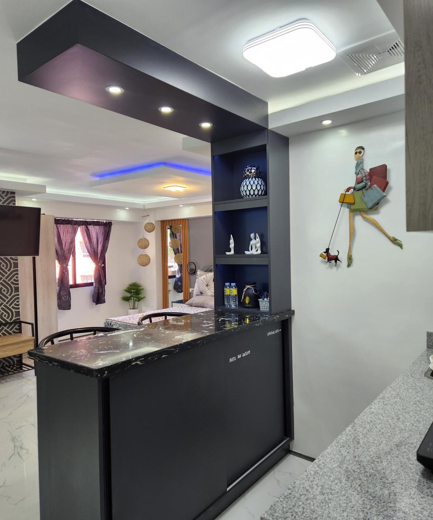 מקטאן Condo Azur Suites B207 Near Airport, Netflix, Stylish, Cozy With Swimming Pool מראה חיצוני תמונה