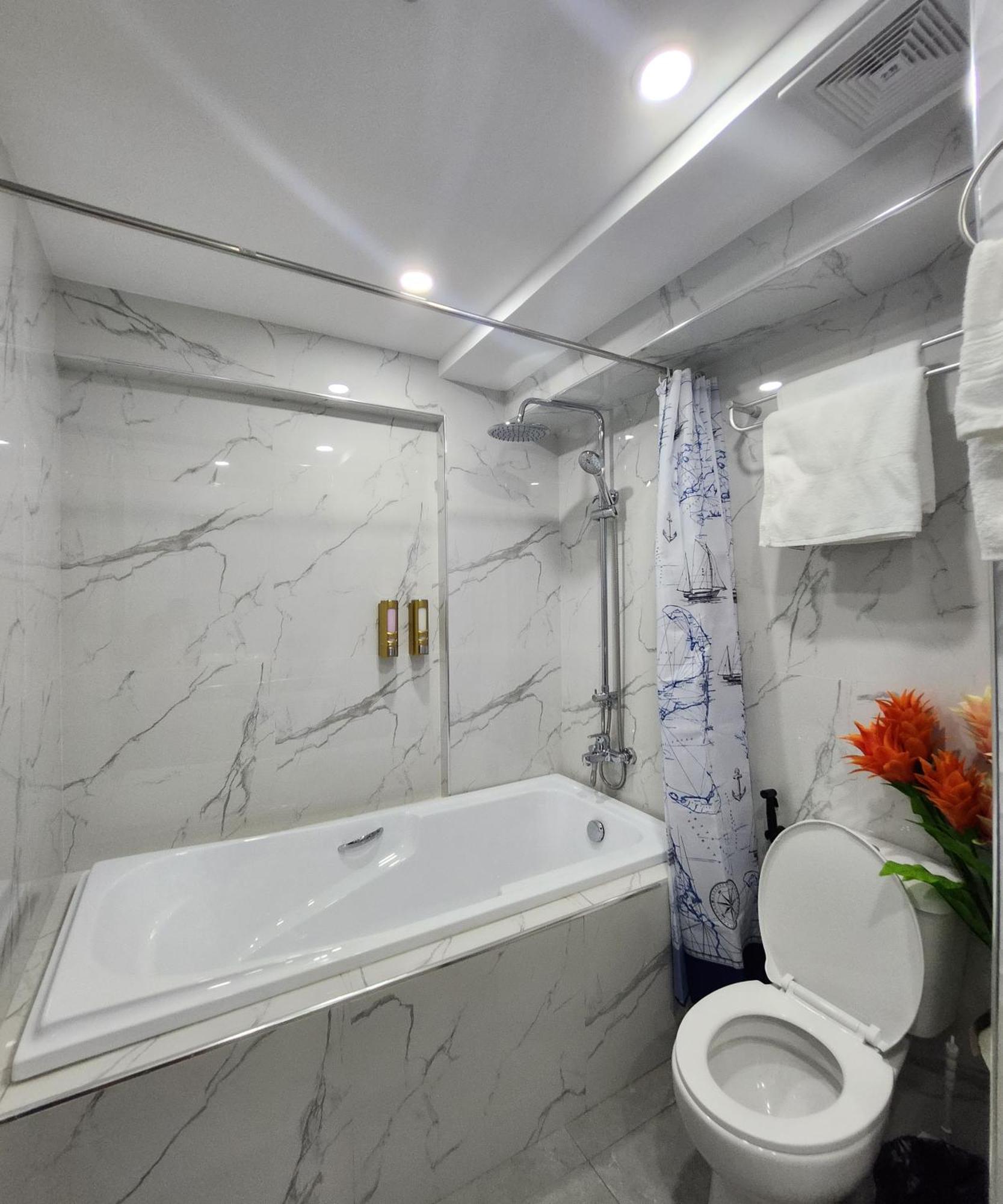 מקטאן Condo Azur Suites B207 Near Airport, Netflix, Stylish, Cozy With Swimming Pool מראה חיצוני תמונה